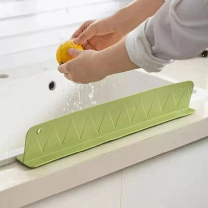 Silicone Kitchen Sink Water Splash Guard Washing Basin Anti-splash Stopper